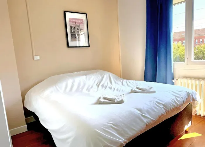 Rare ! Maison Face A L'etang D'isle بيت للعطل سانت كونتان